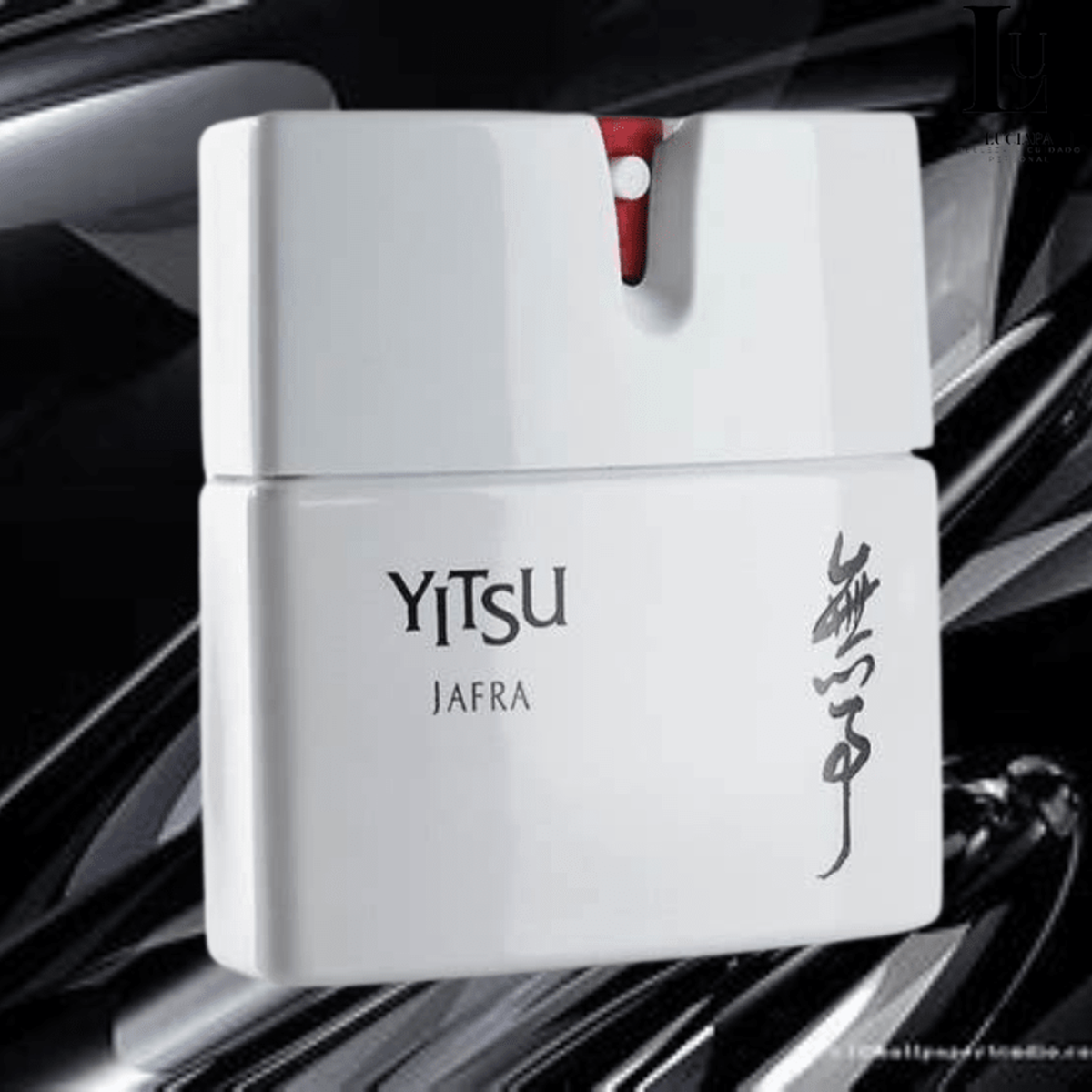 White cosmetic container with red accents and 'YITSU' branding on a black and white background